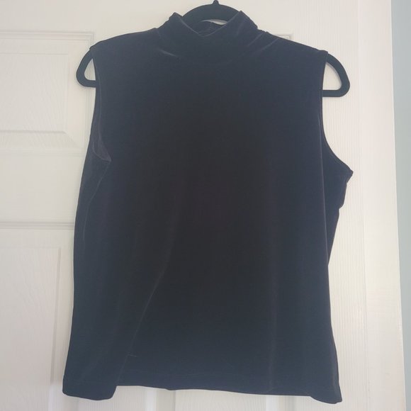 'CK Stevens' Sleeveless Turtle Neck, fits like a S/M - Picture 2 of 2